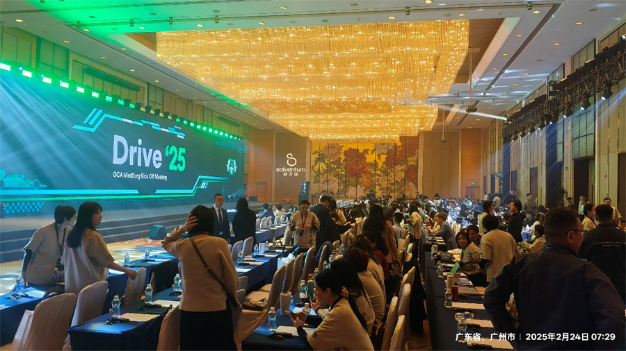 TalkingChina Helps Solventum Conference with simultaneous interpreting-1