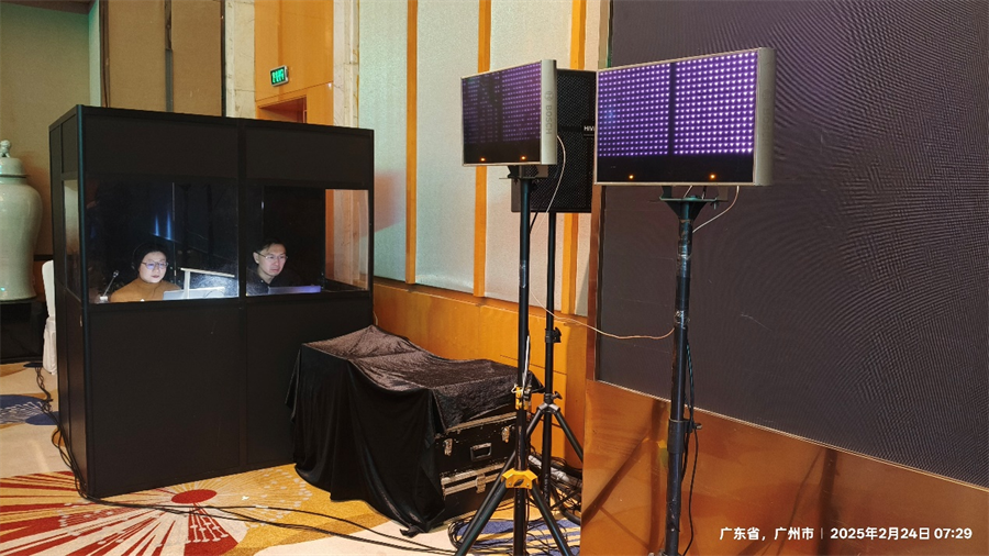 TalkingChina Helps Solventum Conference with simultaneous interpreting-2